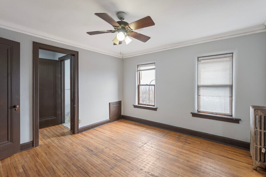 More Photos Of 487 Grand Ave, Saint Paul Apartments For Sale