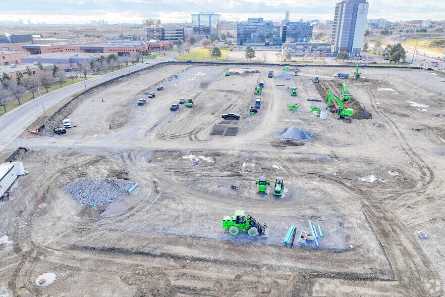 More Photos Of 55 E Valhalla Dr, Markham Office For Sale