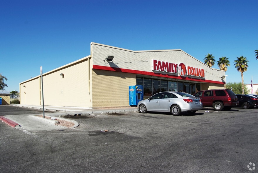 More Photos Of 850 N Lamb Blvd, Las Vegas Freestanding For Sale