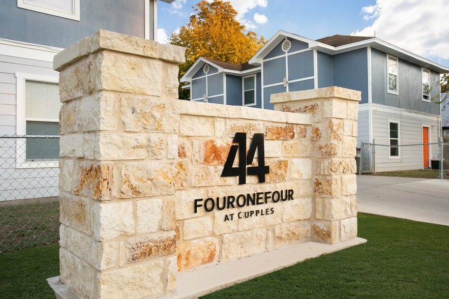 Primary Photo Of 414 Cupples Rd, San Antonio Apartments For Sale