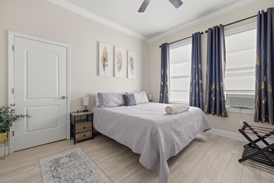 More Photos Of 2526 W Union St, Tampa Multifamily For Sale