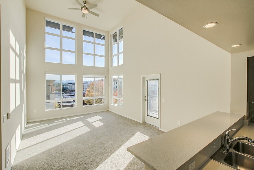 More Photos Of 2441 76th Ave SE, Mercer Island Apartments For Lease