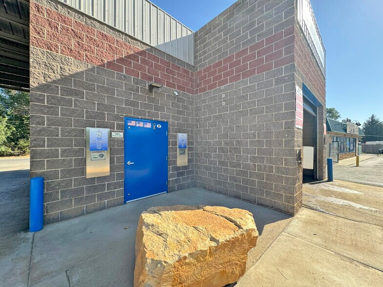 More Photos Of 3206 W CR 54 G, Laporte Carwash For Sale