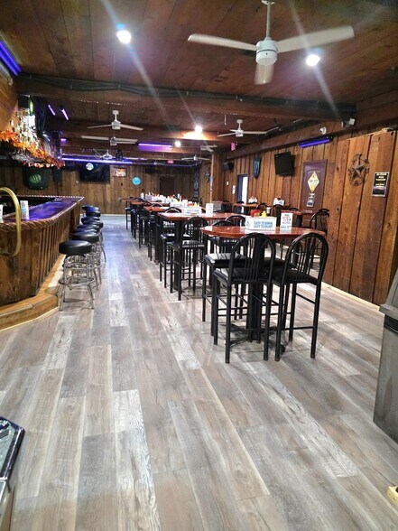 More Photos Of 2405 US-441 Hwy, Okeechobee Restaurant For Sale