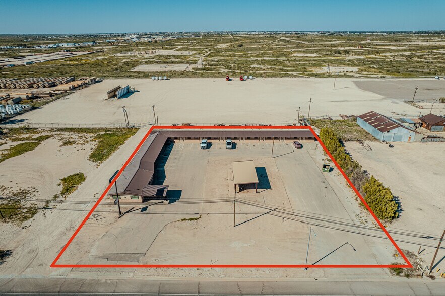 More Photos Of 2724 W Marland St, Hobbs Hotel For Sale