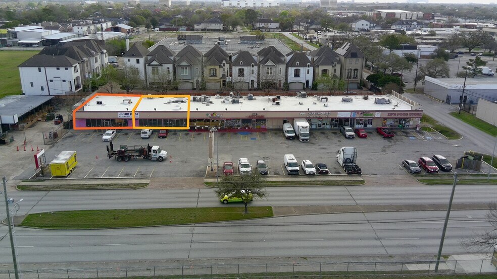 More Photos Of 6501-6521 Chimney Rock, Houston Storefront Retail Office For Lease