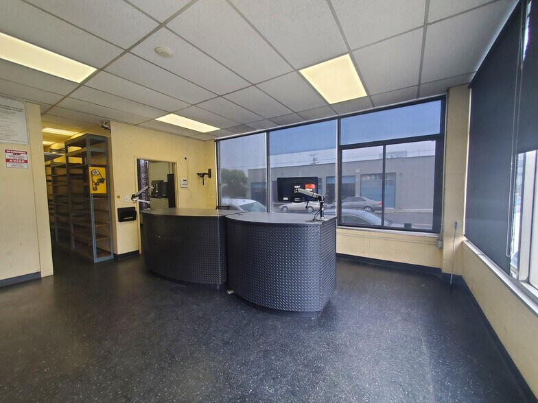 More Photos Of 700 El Camino Real, San Bruno Auto Dealership For Lease