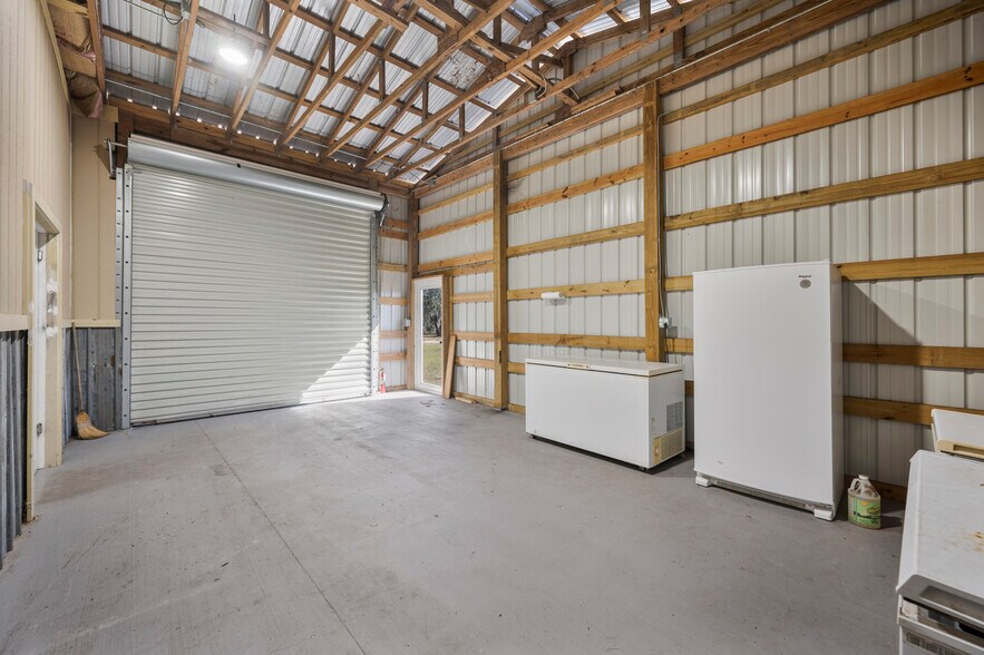 More Photos Of 4900 J Jackson Rd, Fort Meade Flex For Sale