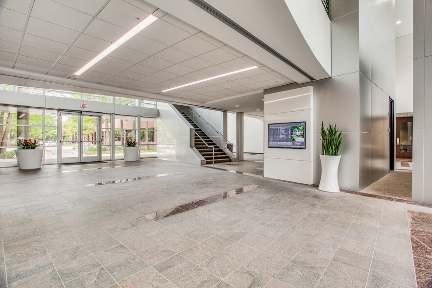 More Photos Of 1800 Preston Park Blvd, Plano Unknown For Lease