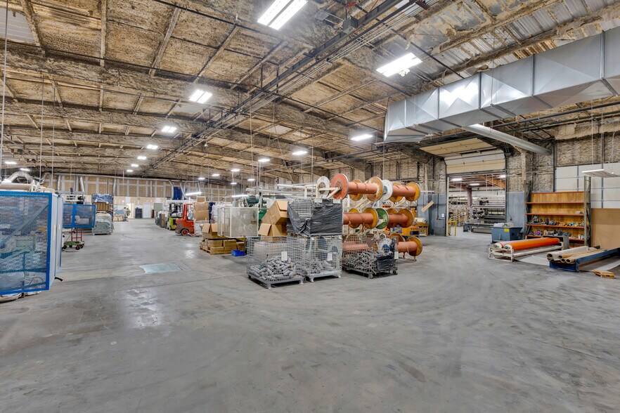 More Photos Of 300 W 28th St, Chattanooga Manufacturing For Sale