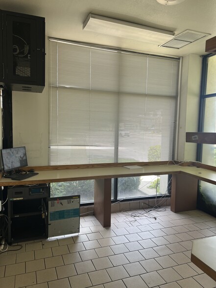 More Photos Of 4625 Ming Ave, Bakersfield Restaurant For Lease