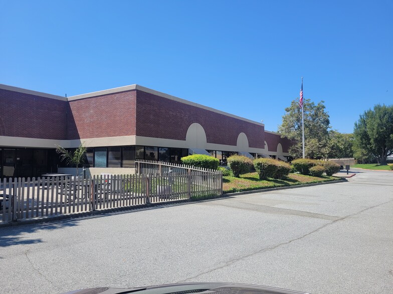 Primary Photo Of 205 Apollo Way, Hollister Manufacturing For Lease