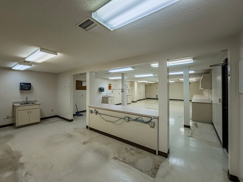 More Photos Of 2773 Marshall Dr, Tifton Warehouse For Sale