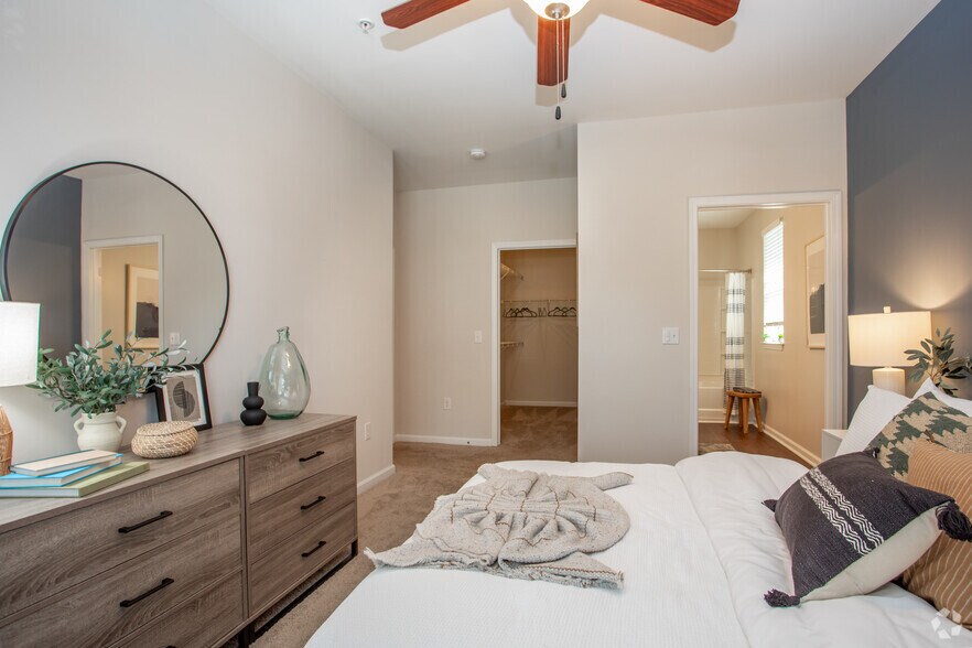 More Photos Of 1001 Hayes Ln, Holly Springs Apartments For Lease