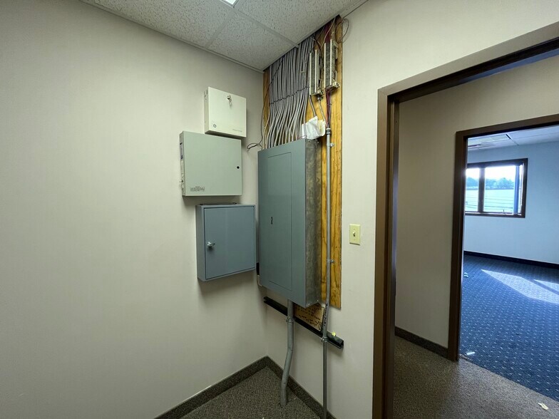 More Photos Of 624 Fellows St, Scranton Office For Lease