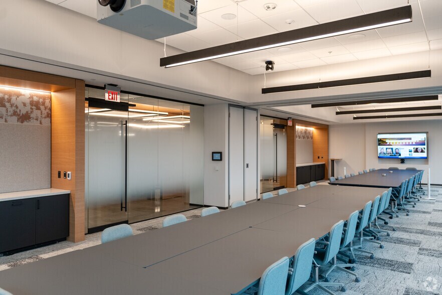 More Photos Of 541 Church At North Hills St, Raleigh Office For Lease