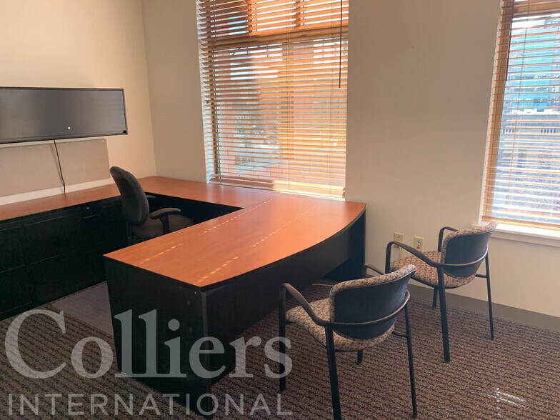More Photos Of 420 W Main St, Boise Office For Sale