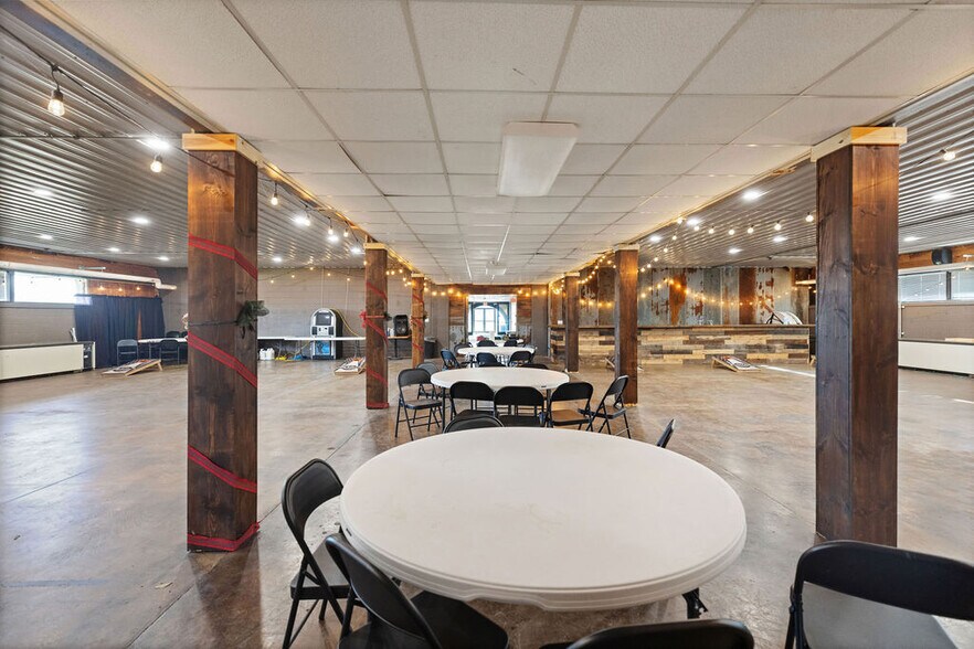 More Photos Of 307 N Main St, Loraine Lodge Meeting Hall For Sale