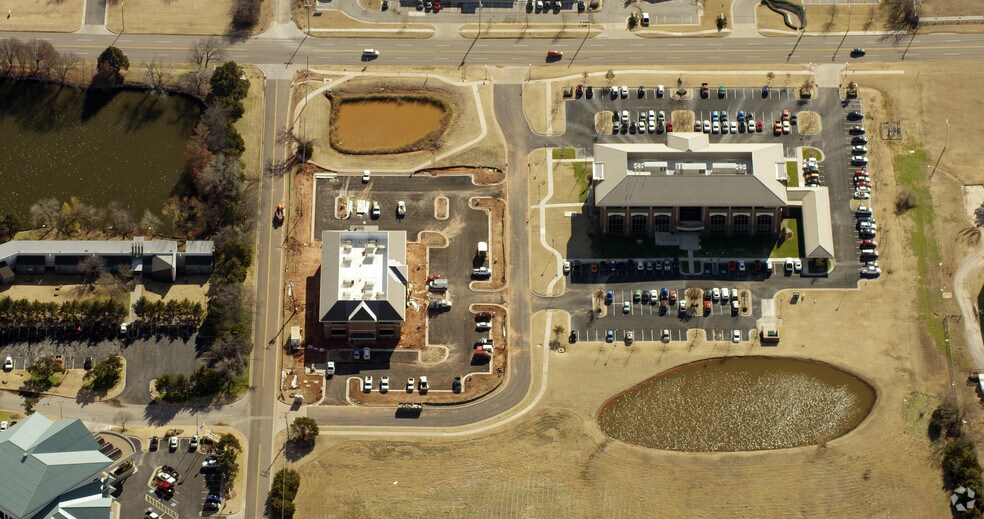 More Photos Of 615 E Britton Rd, Oklahoma City Office For Lease