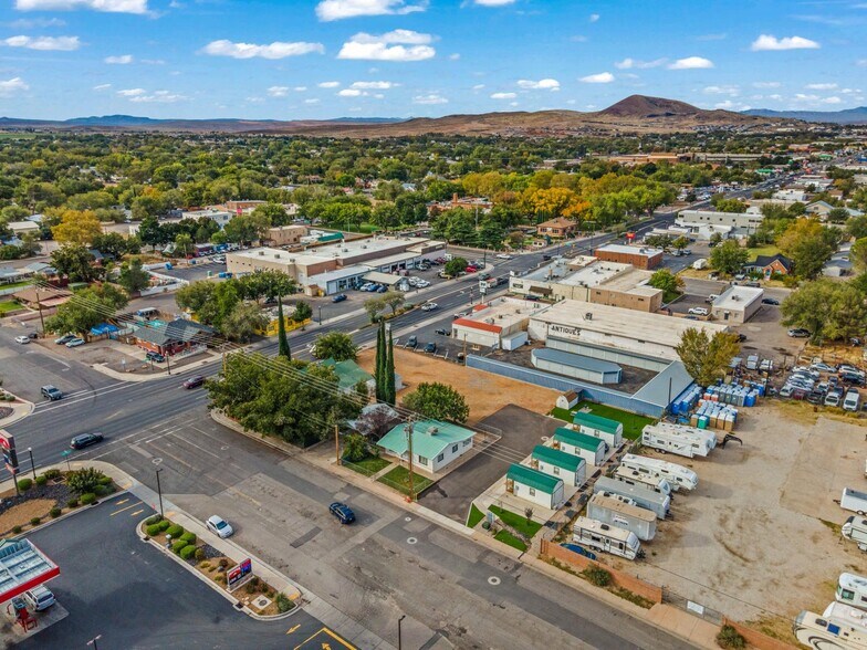 More Photos Of 83 E. Main Street, Hurricane Manufactured Housing Mobile Home Park For Sale