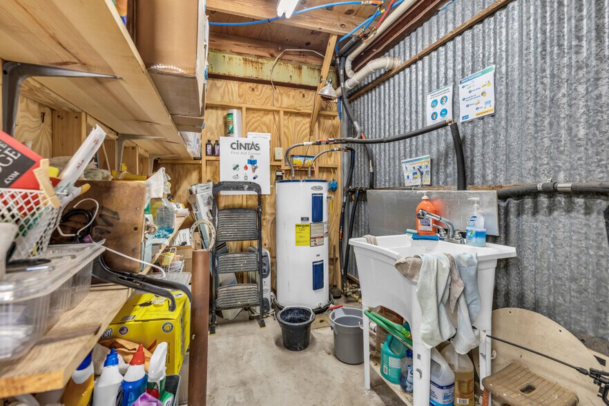 More Photos Of 2001 Ponderosa Dr, Canyon Lake Specialty For Sale