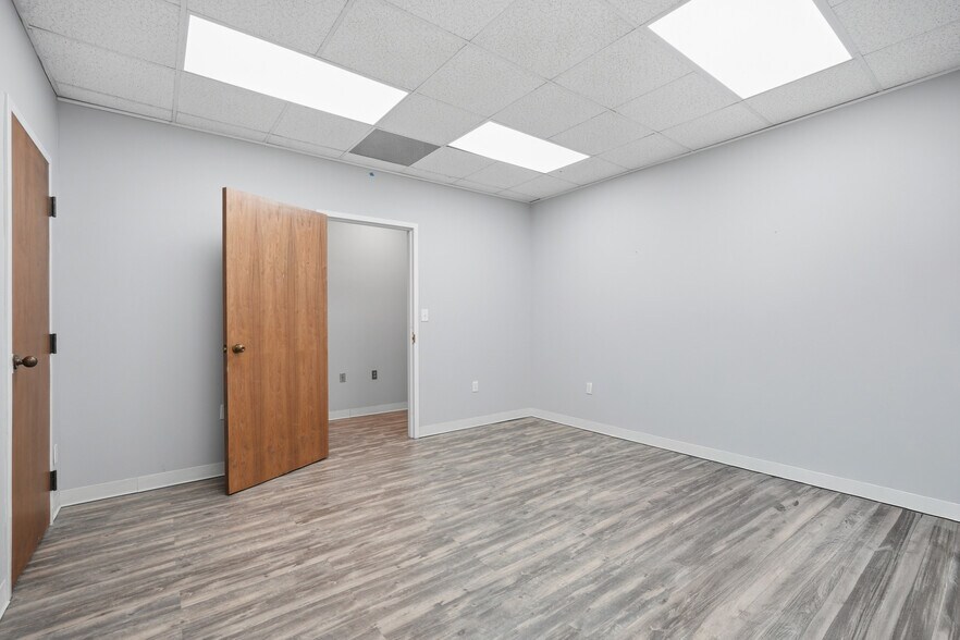 More Photos Of 109 Shelby St, Kingsport Storefront For Lease