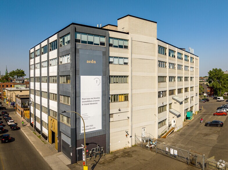 More Photos Of 90 Rue Beaubien O, Montréal Loft Creative Space For Lease