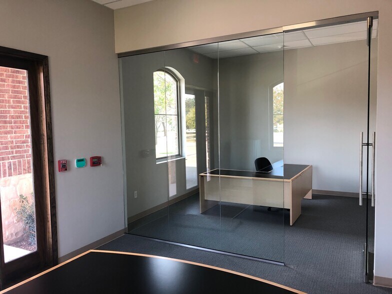 More Photos Of 3201 Cross Timbers Rd, Flower Mound Office For Lease