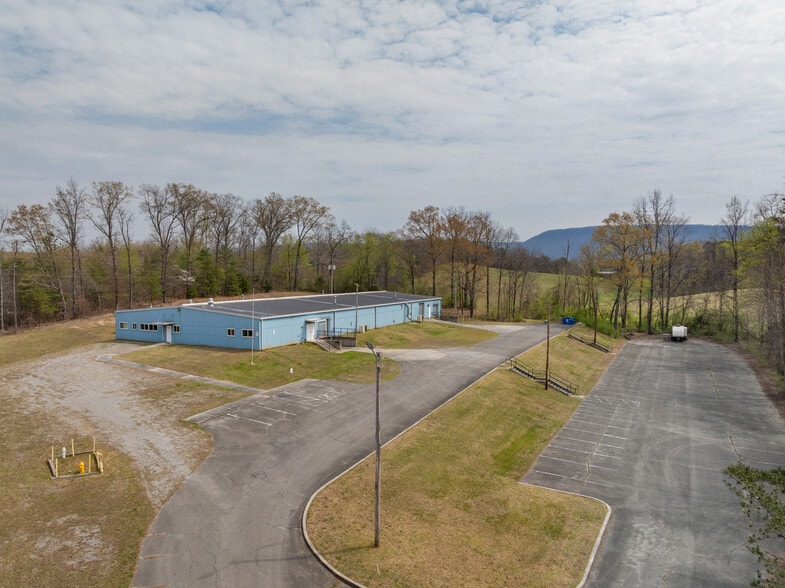 More Photos Of 205 Industrial Pike, Whitwell Manufacturing For Sale