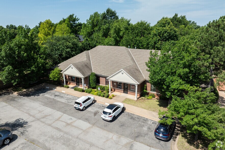More Photos Of 6016-6020 NW 120th Ct, Oklahoma City Coworking Space