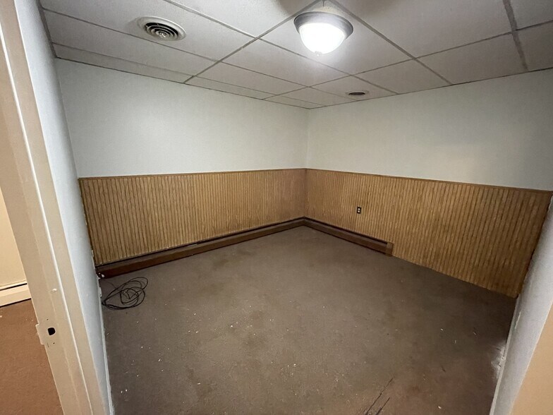 More Photos Of 28 Old Colony Rd, Gaylord Industrial For Sale