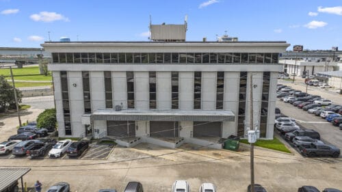 More Photos Of 3131 N I-10 Service Rd E, Metairie Office For Lease