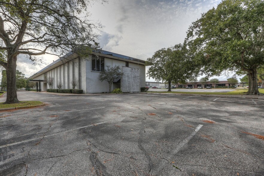 More Photos Of 1115 Gemini St, Houston Office For Lease