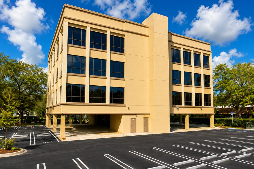 More Photos Of 14125 NW 80th Ave, Miami Lakes Office For Sale