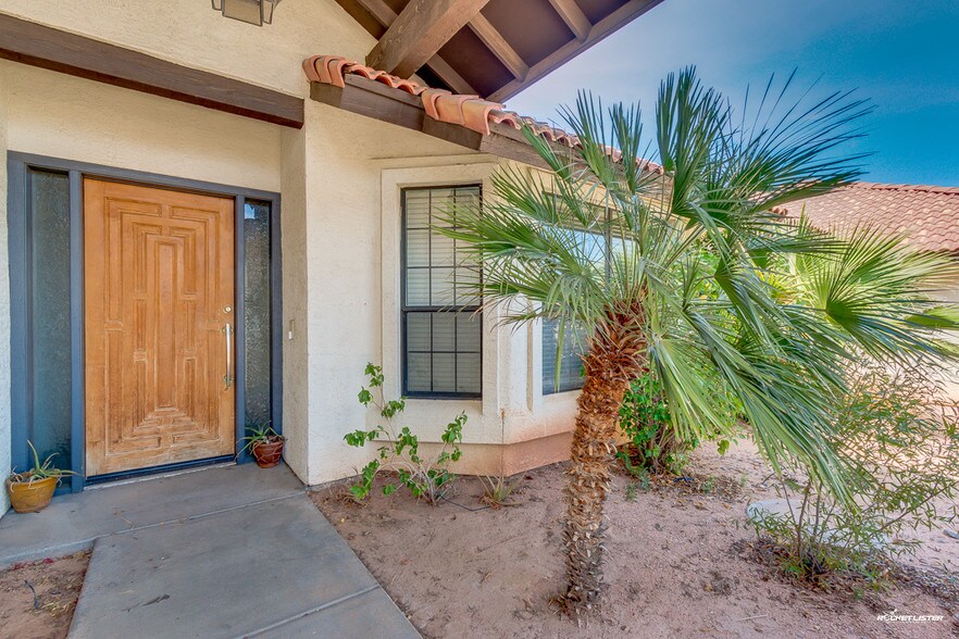 More Photos Of 14414 N 29th St, Phoenix Assisted Living For Lease