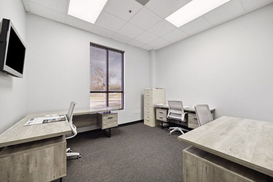 More Photos Of 52 Sugar Creek Center Blvd, Sugar Land Office For Sale