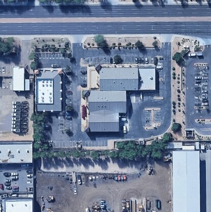More Photos Of 1727 N Arizona Ave, Chandler Showroom For Lease