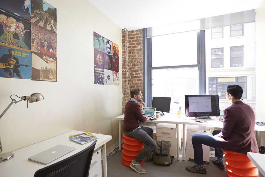 More Photos Of 234 Fifth Ave, New York Coworking Space