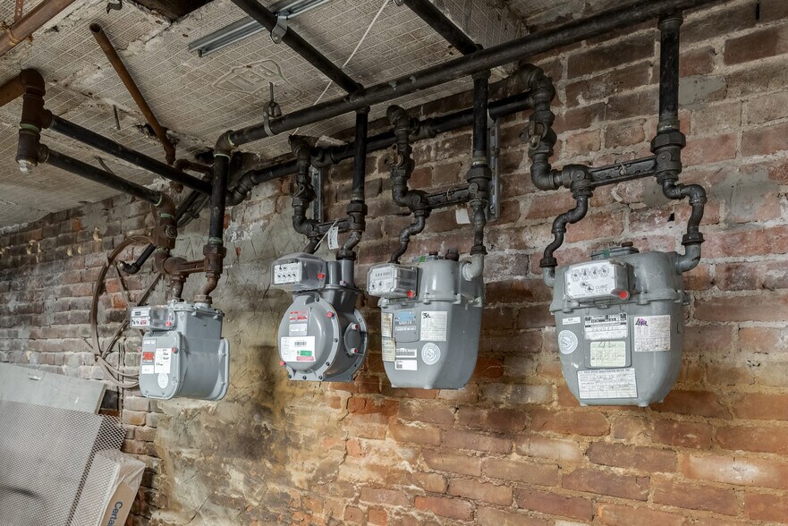 More Photos Of 489 Myrtle Ave, Brooklyn Storefront Retail Residential For Sale