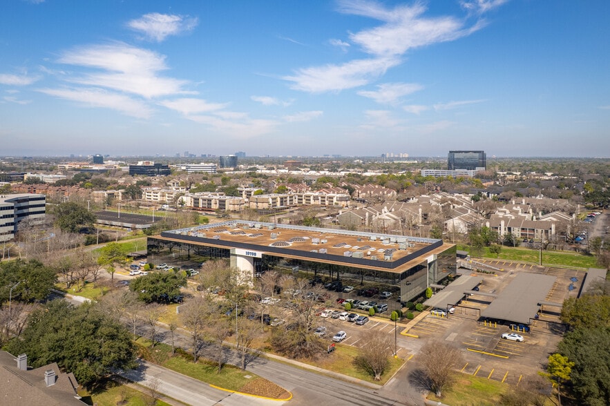 Primary Photo Of 10700 Richmond Ave, Houston Office For Lease