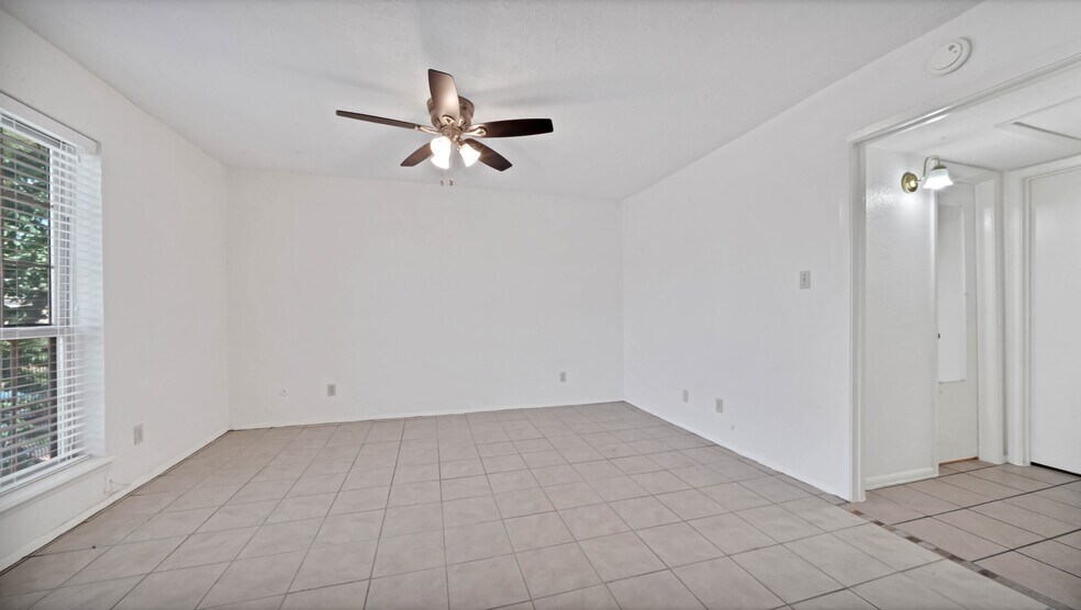 More Photos Of 3002 Pasadena Blvd, Pasadena Apartments For Sale