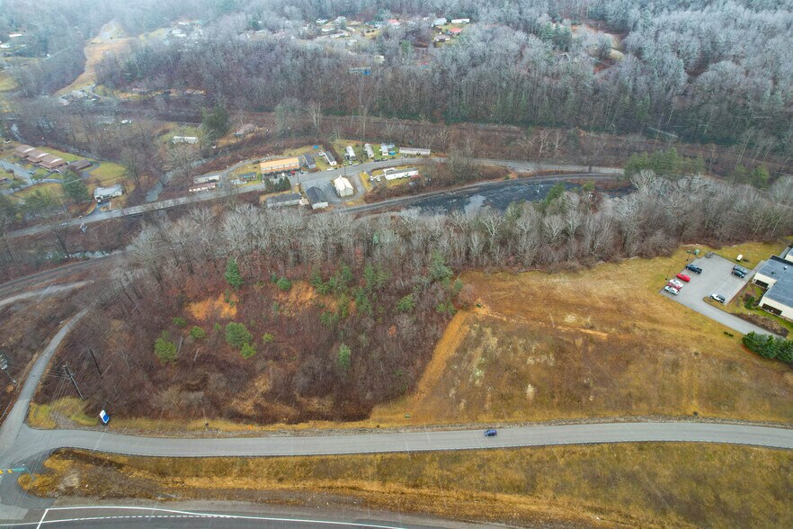 More Photos Of Tract 1 Hwy 58, Norton Land For Sale