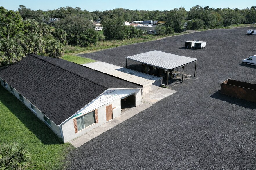 More Photos Of 18252 E Colonial Dr, Orlando Light Distribution For Lease