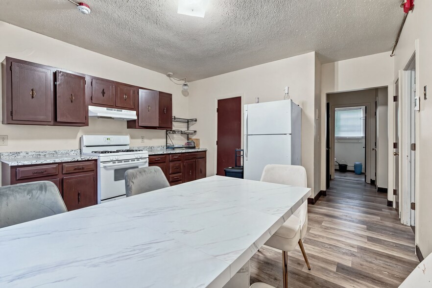 More Photos Of 32 Northeast St, Woonsocket Apartments For Sale