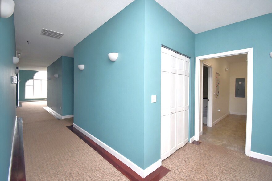 More Photos Of 972 Youngstown Kingsville Rd, Vienna Office For Sale