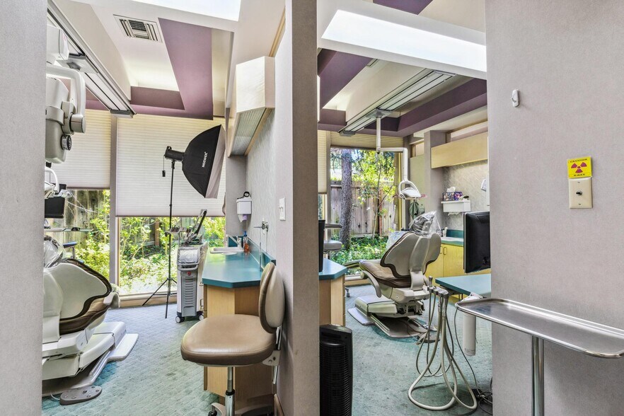 More Photos Of 1802 San Miguel Dr, Walnut Creek Medical For Sale