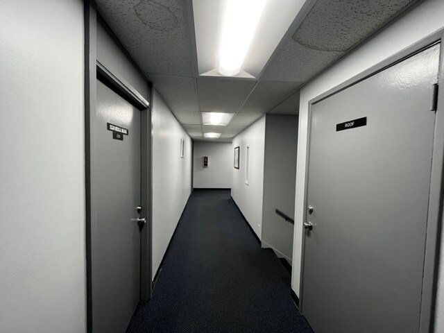 More Photos Of 21822 Sherman Way, Canoga Park Office For Lease