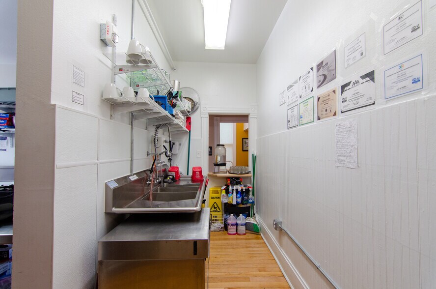 More Photos Of 1024 8th St, Greeley Office Residential For Sale