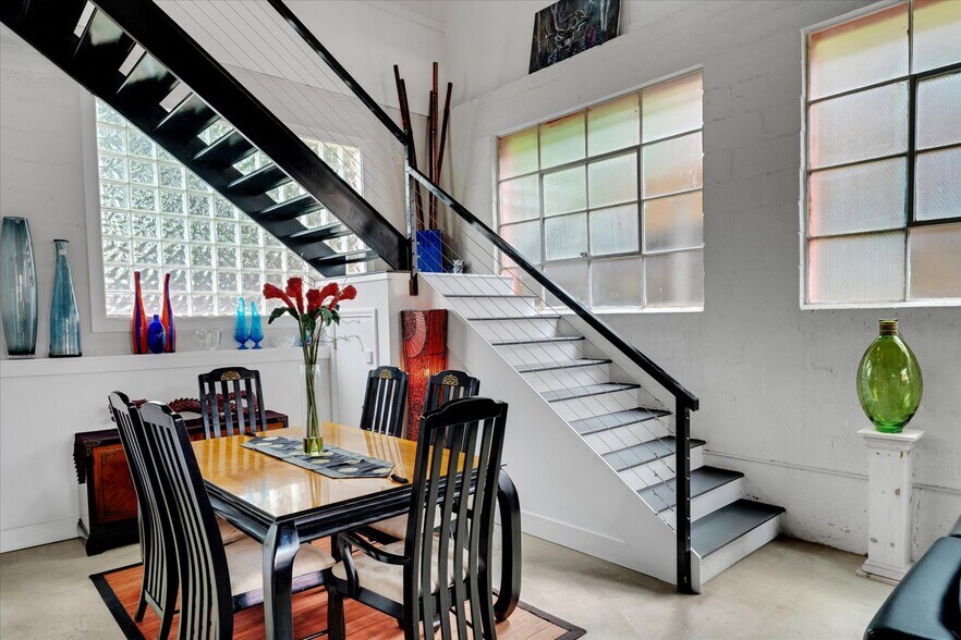 More Photos Of 282 Walker St SW, Atlanta Apartments For Sale