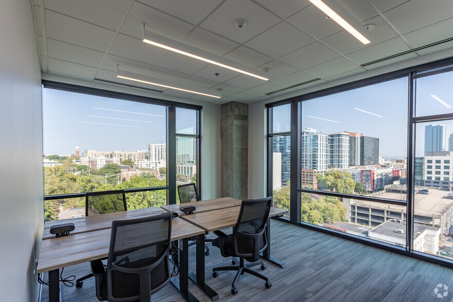 More Photos Of 1001-1009 17th Ave S, Nashville Office For Sale